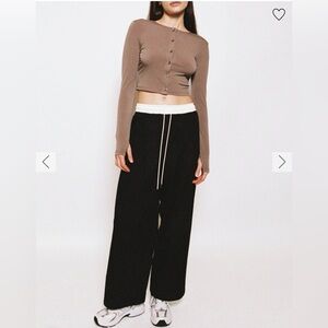 NWT Enavant Alex Wide Leg Pleated Pants Black Drawstring Athleisure Size Small